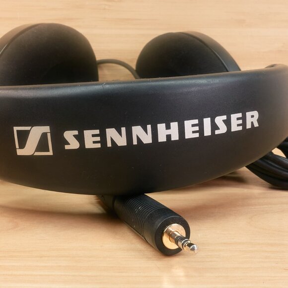 Sennheiser HD 558 / Over-Ear Headphones / Great Sound / Black - Picture 2 of 11